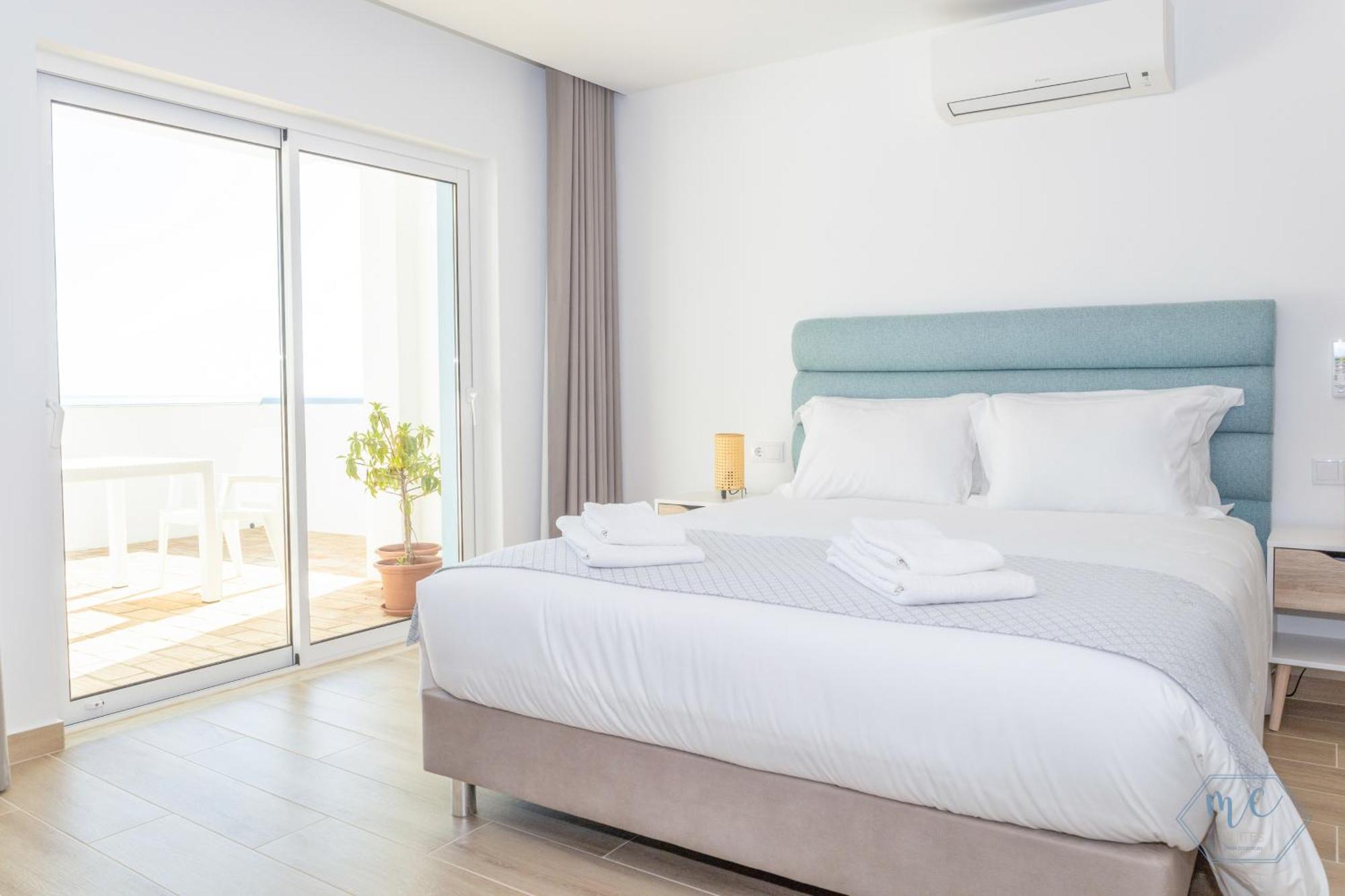 Mc Suites Burgau With Amazing Front Sea View エクステリア 写真