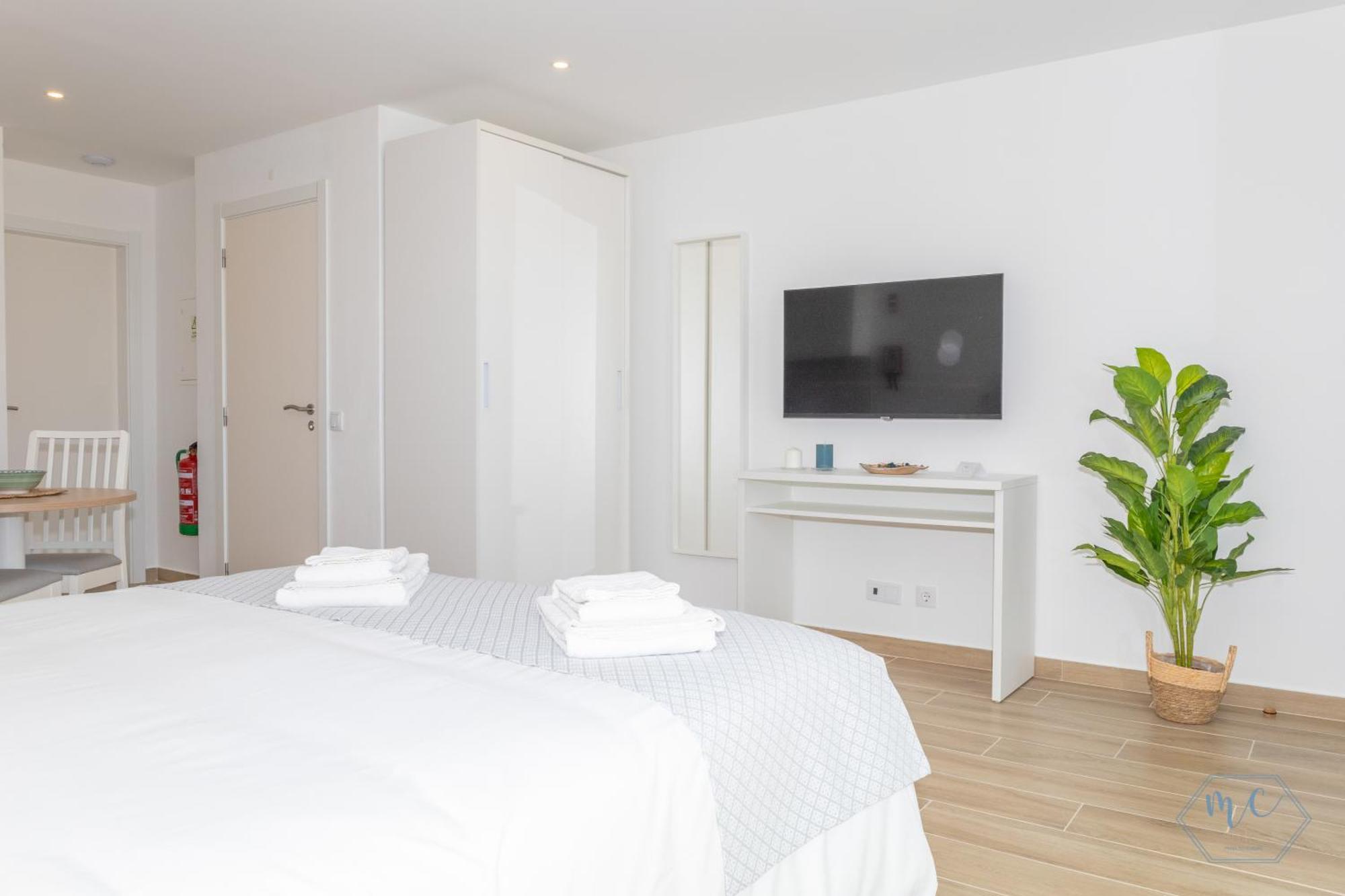 Mc Suites Burgau With Amazing Front Sea View エクステリア 写真