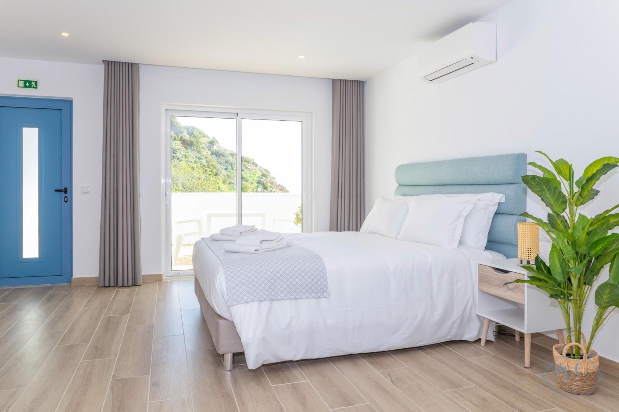 Mc Suites Burgau With Amazing Front Sea View エクステリア 写真