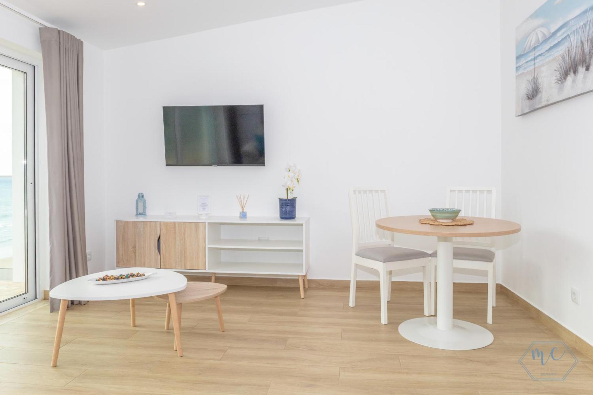 Mc Suites Burgau With Amazing Front Sea View エクステリア 写真