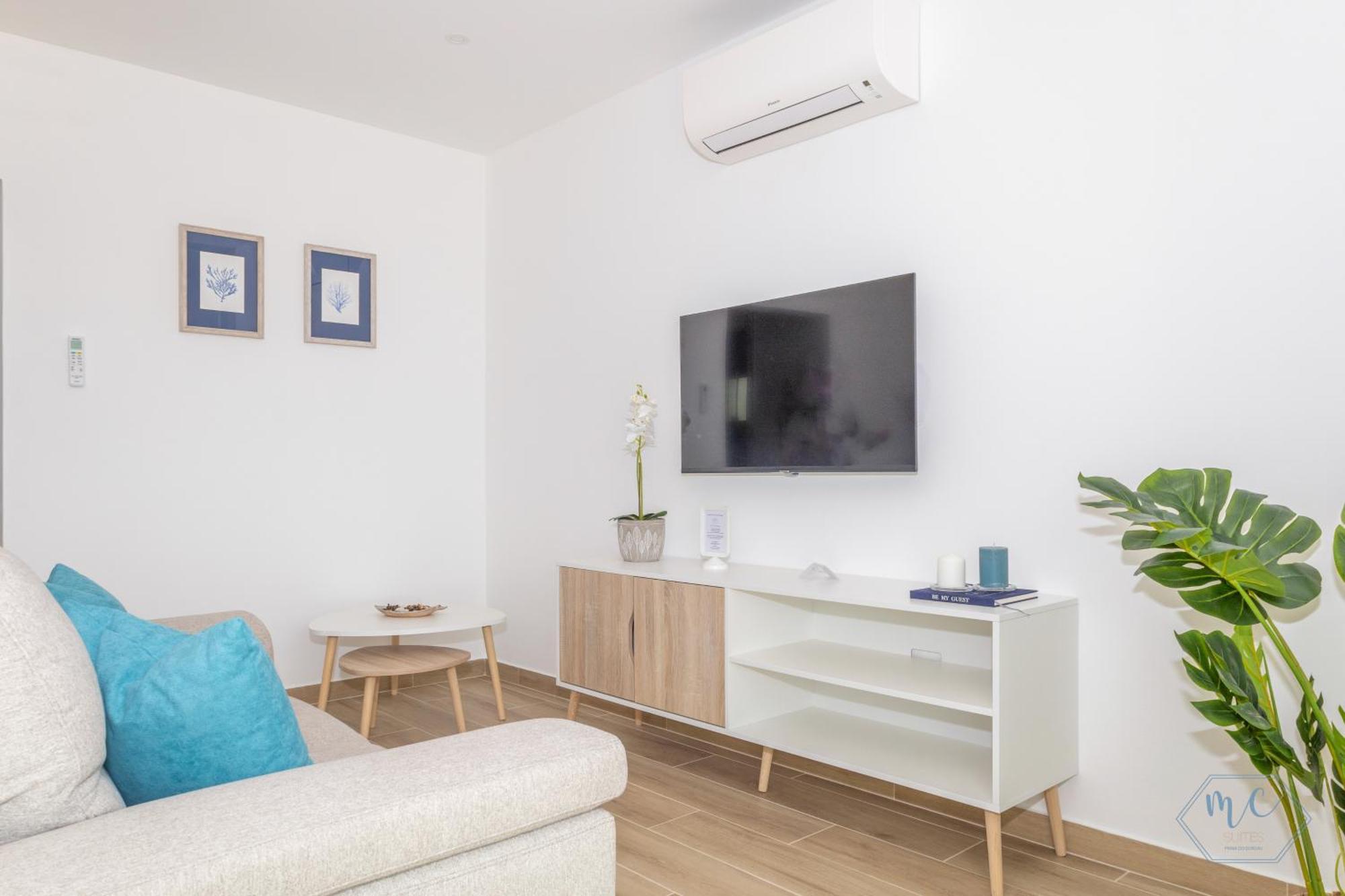 Mc Suites Burgau With Amazing Front Sea View エクステリア 写真