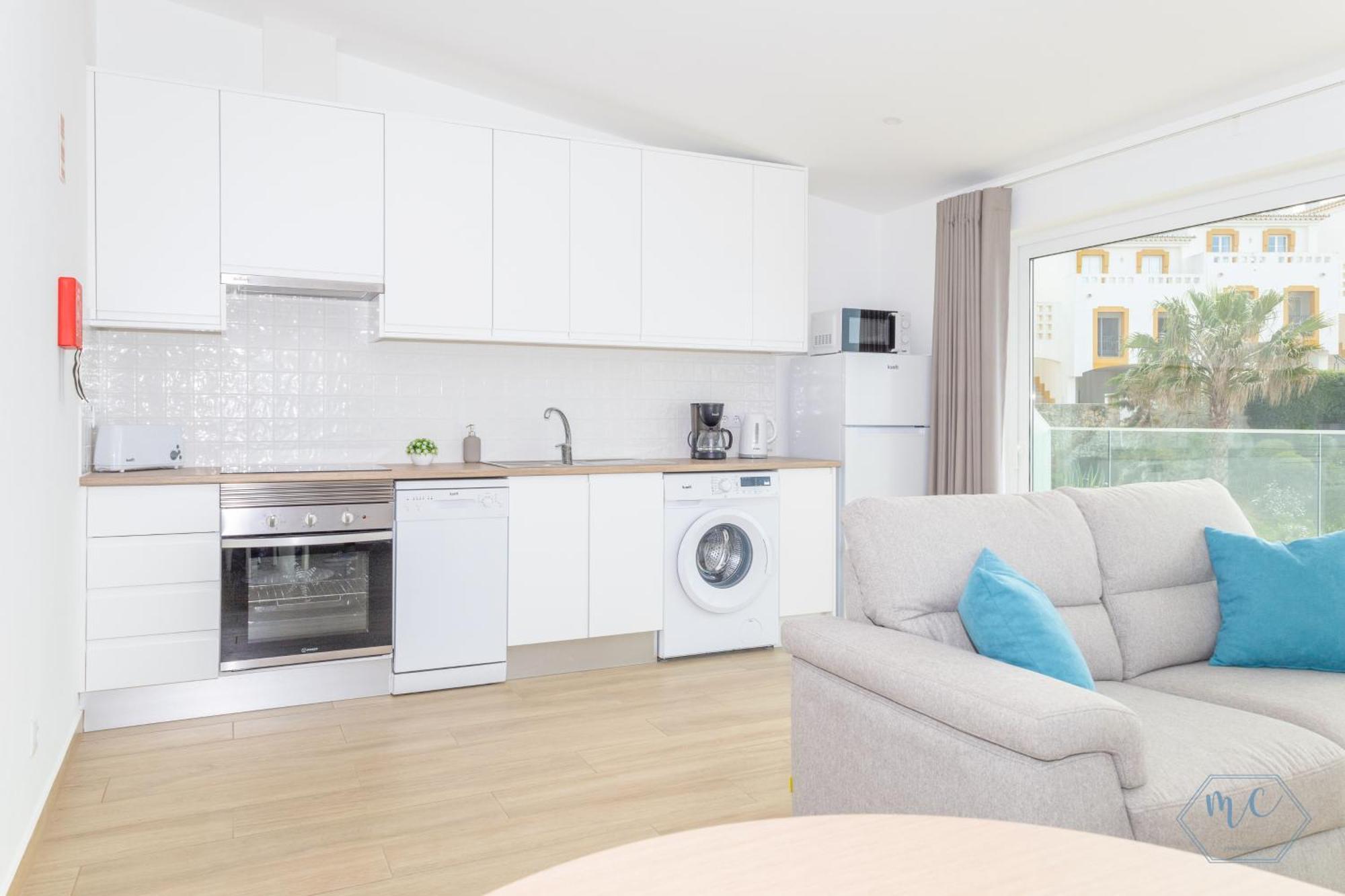 Mc Suites Burgau With Amazing Front Sea View エクステリア 写真