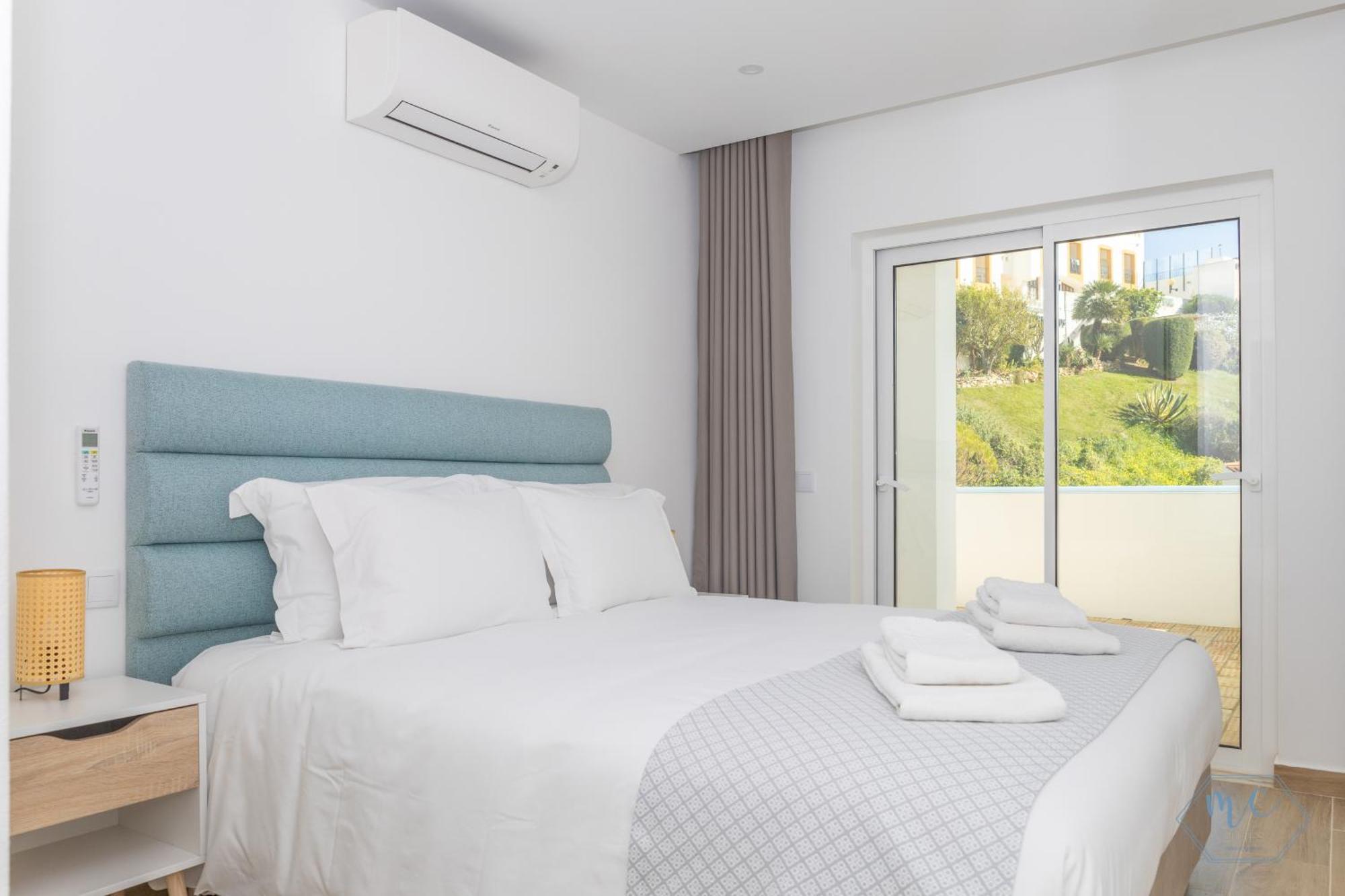 Mc Suites Burgau With Amazing Front Sea View エクステリア 写真